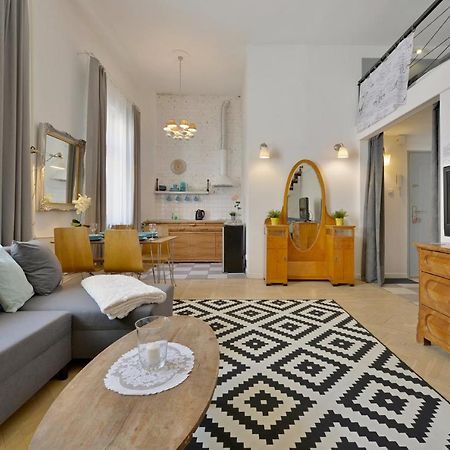 Appartamento Argentis Odrzanska Retro Loft Breslavia Esterno foto